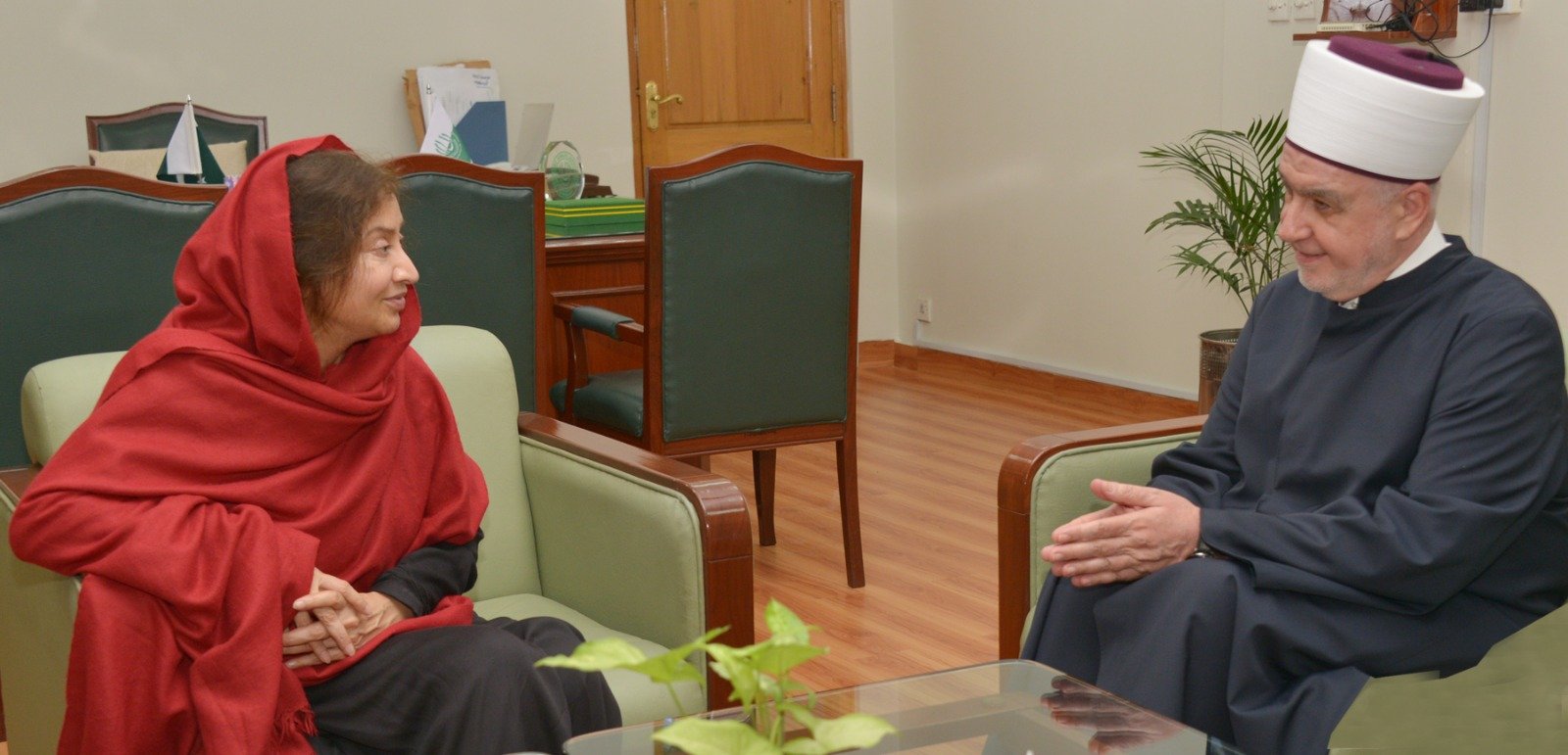 GRAND MUFTI OF BOSNIA AND HERZEGOVINA CALLS ON RECTOR IIUI