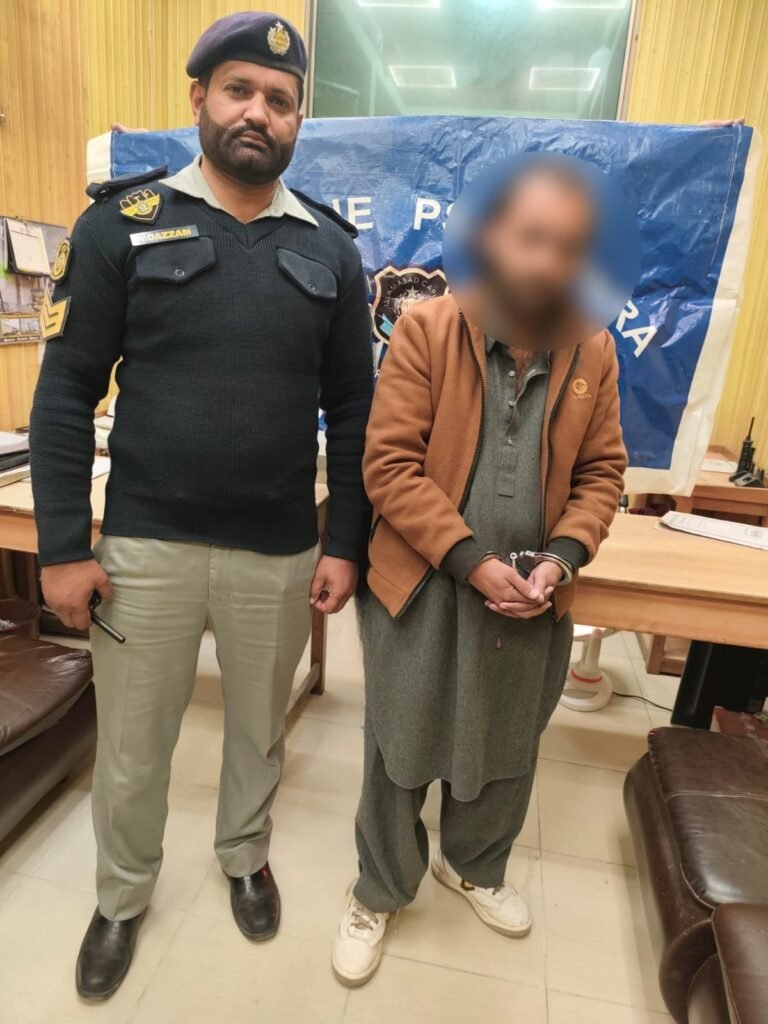 ITP busts fake driving licence racket in Islamabad